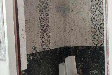 Mmr Luxurious Girls Pg And Hostel