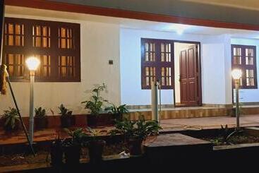 膳宿费 Alila Beach House