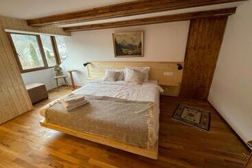 Пансион Camera Zâmbru   Cătun