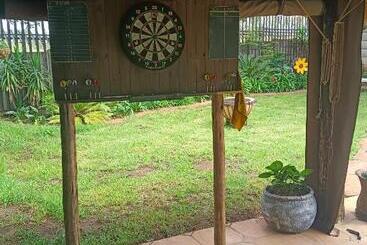 פנסיון Clyde S On Dale Guest House