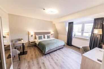 膳宿费 Hökis Zimmervermietung 10 Mit Küchenzeile