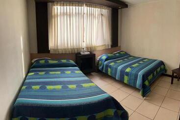 پانسیون Hostal Marbella