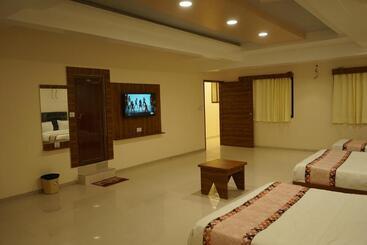 פנסיון Metro Inn