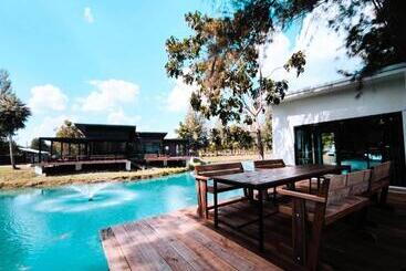 פנסיון Skybird Lake View Resort&camping Khaoyai