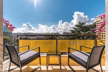 פנסיון The Train Suites