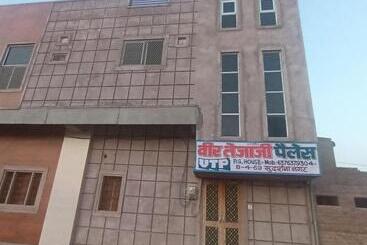 Pensão Vtp Guest House