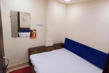 בית מלון כפרי Blue Tower