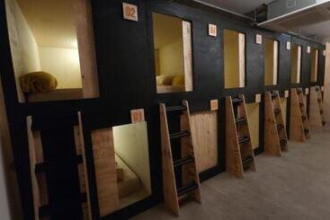 胶囊酒店 Komo Pod