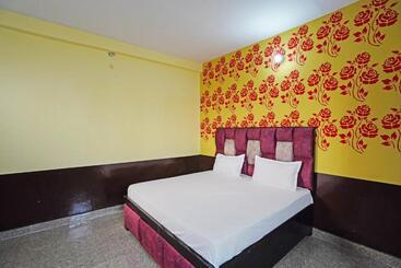 酒店 Oyo Sun Burst Residency