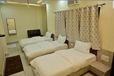 فندق Raghuveer Inn By Bookingcare