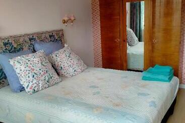 住宿加早餐  L Oree Du Bois   Chambres Independante