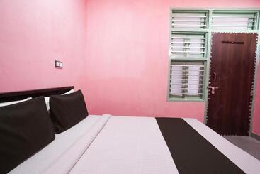 Shree Ram Hotel & Restaurant