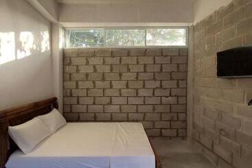 پانسیون Casa Monros