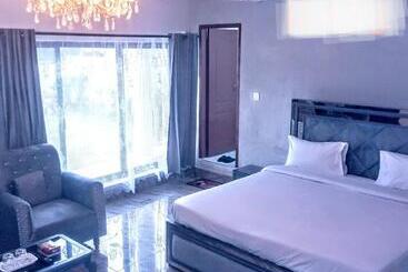 膳宿费 Galaxy Ambassador Guest House Islamabad