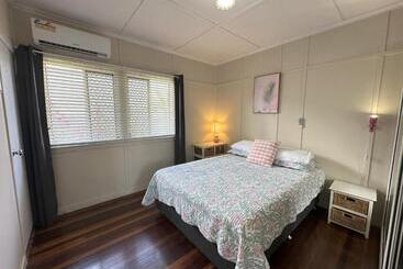 پانسیون Zen Escape Guest House  Hidden Little Gem, Funky Corner, Boutique Granny Flat