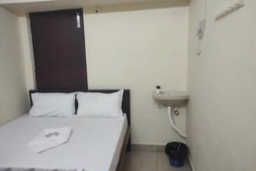 פנסיון Puducherry Residency