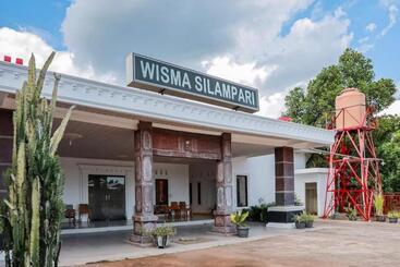 هتل Wisma Silampari Mitra Reddoorz