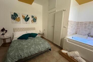 פנסיון Le Plaisir Luxury Room Con Vasca Idromassaggio