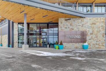 Yotelpad By All Seasons Resort Lodging