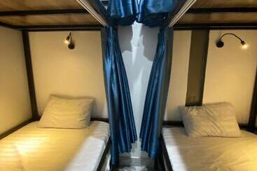 تختخواب و صبحانه Strawberry House , Tour & Motorbikes Rentel