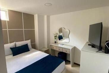 هتل Boutique Paralela Real