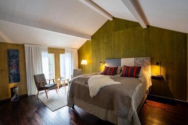 בית מלון כפרי Onga Boutique Lodge