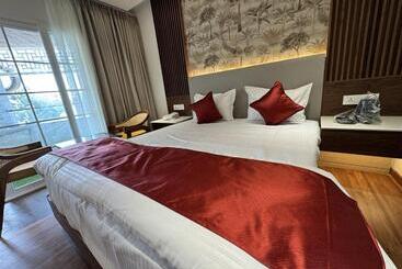 Hotel Sky Suites By The Lazy Host