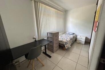 بنسيون Casa La Luz