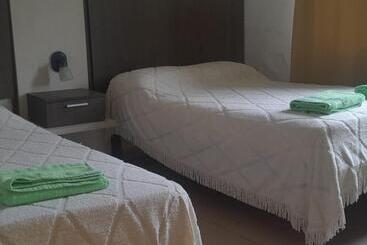 هاستل Hosteria Catalina