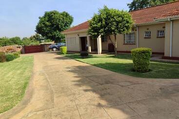 민박 Dms Levels Lodge