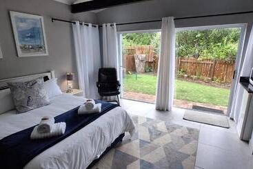 بنسيون Island Flip Flop Holidays