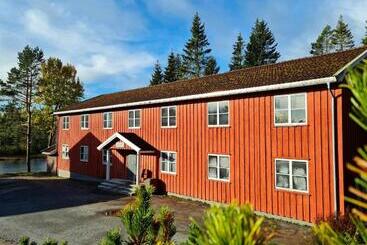 Skogsro Forest Hostel