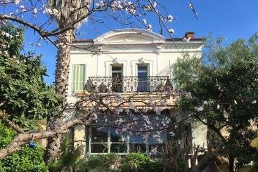 مبيت وإفطار Bastide Fauvette & Spa