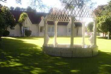 مبيت وإفطار Victorian Guest House