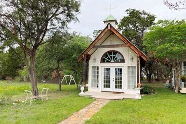 Bellavida B&b And Retreat