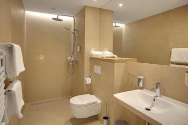 هتل Eva Park Life & Spa