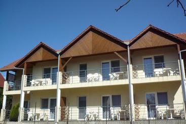 호텔 Jankó Apartmanház