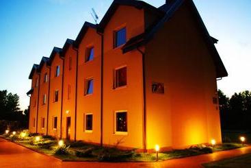 هتل Lago Apartamenty I Pokoje