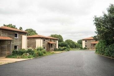 בית מלון כפרי Logis Hôtels Le Saint Pierre