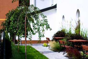 فندق Noclegi Europa