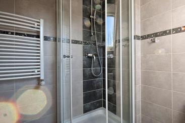 هتل Visitzakopane City Apartments