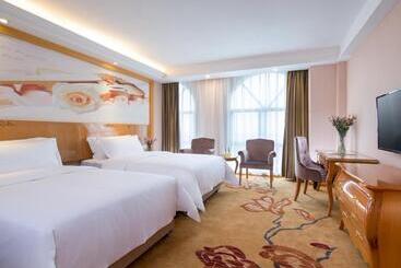 Vienna Classic Hotel Shenzhen Bantian Wuhe Avenue