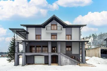 Отель Family Residence