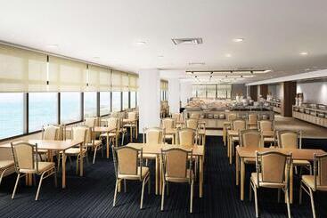 Отель Mercure Kochi Tosa Resort & Spa