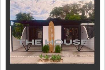 ホテル Tali House   Casa