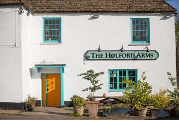 호텔 The Holford Arms