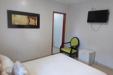 پانسیون Hospedaria U