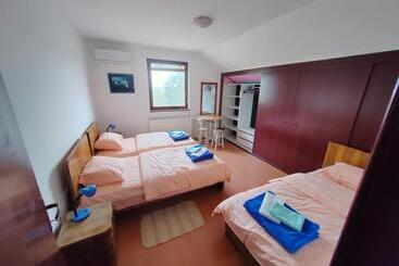 پانسیون Sobe Za Radnike