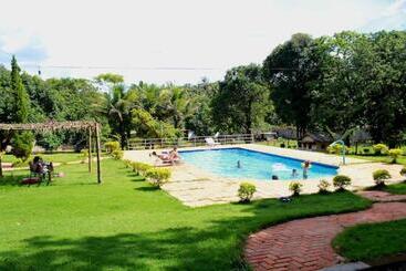 Пансион Sítio Encantado Hospedagens