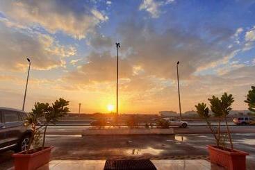 فندق صغير وطن